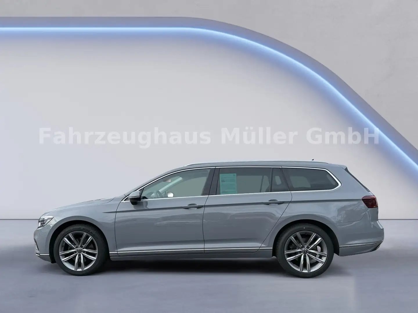 Volkswagen Passat Variant Elegance 200 PS DSG Grau - 2