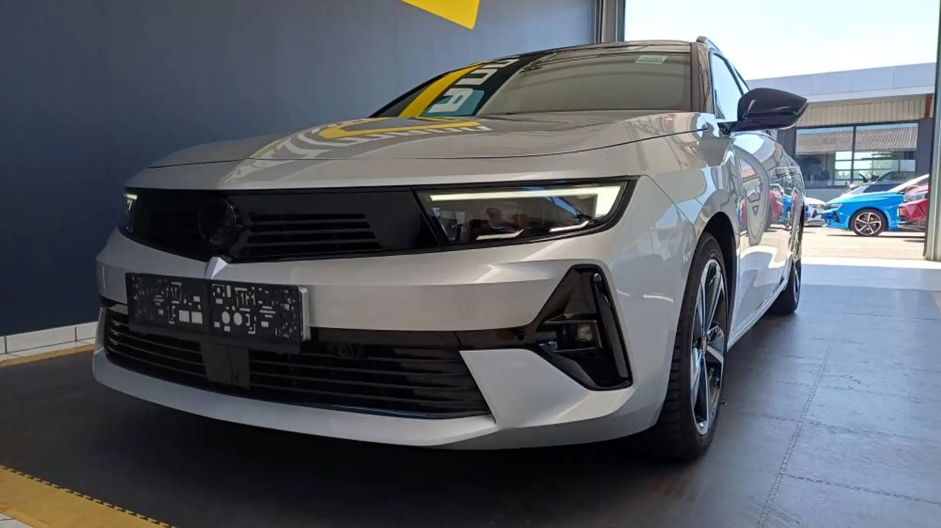 Opel Astra ASTRA L ST GS-Line 1,2 131PS 8G Automatik Silber - 2