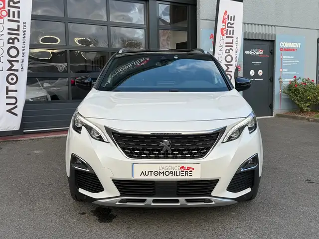 Peugeot 5008 view 3