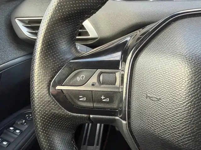 Peugeot 5008 view 15