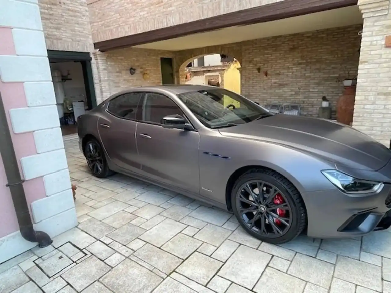 Maserati Ghibli 2022