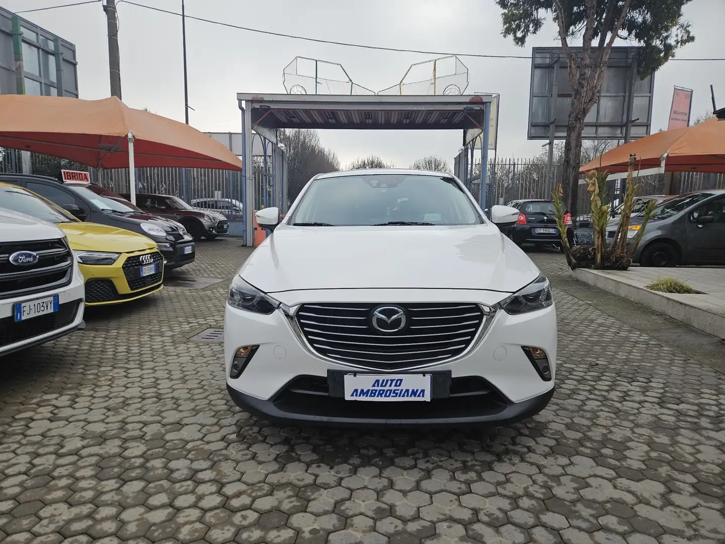 Mazda CX-3 CX-3 1.5d Exceed awd 105cv 4x4 Bianco - 2
