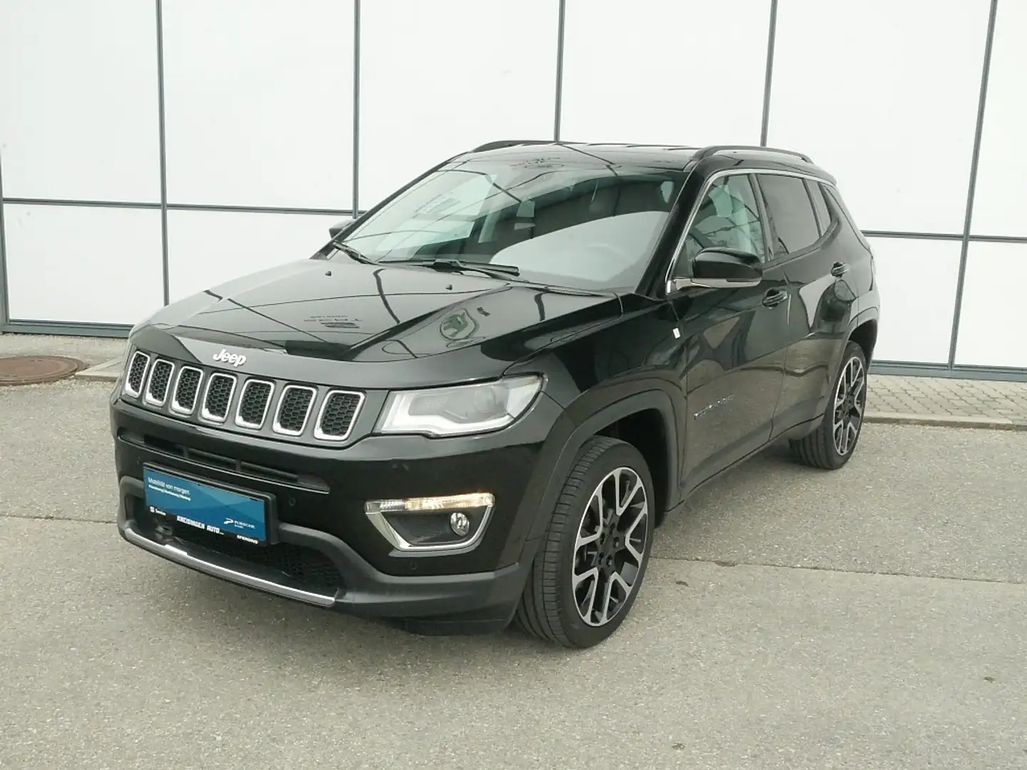 Jeep Compass 1,4 MultiAir2 FWD Limited Schwarz - 2