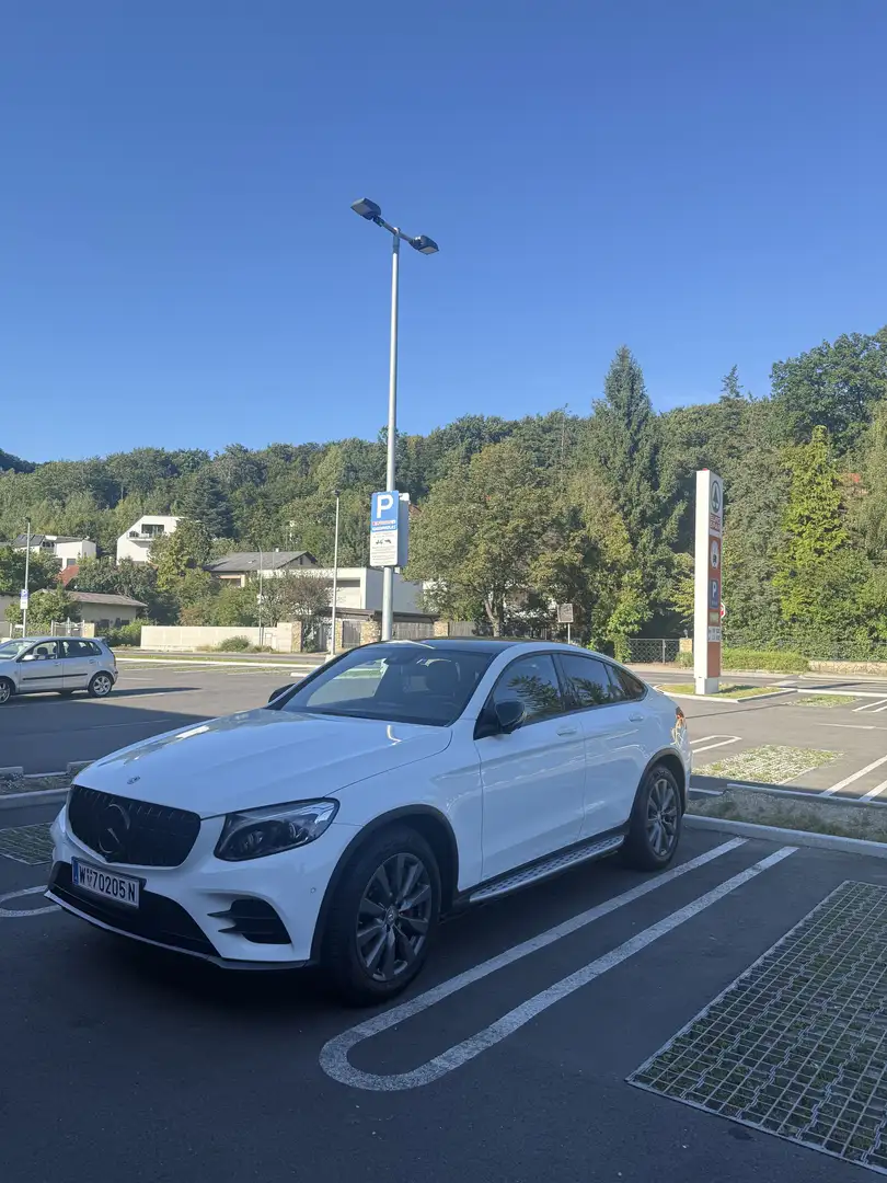 Mercedes-Benz GLC 220 d Coupé 4MATIC Aut. - 2