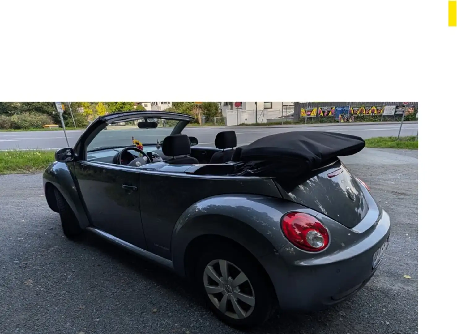 Volkswagen New Beetle New Beetle Cabriolet 1.4 Freestyle Grau - 2