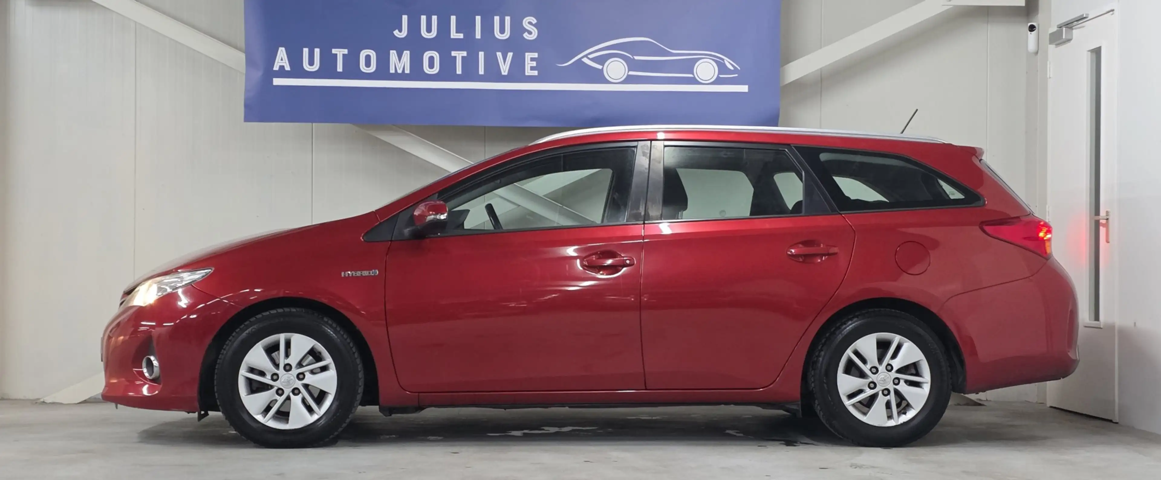 Toyota Auris Touring Sports 1.8 Hybrid Aspiration Dealer Onderh — photo 4
