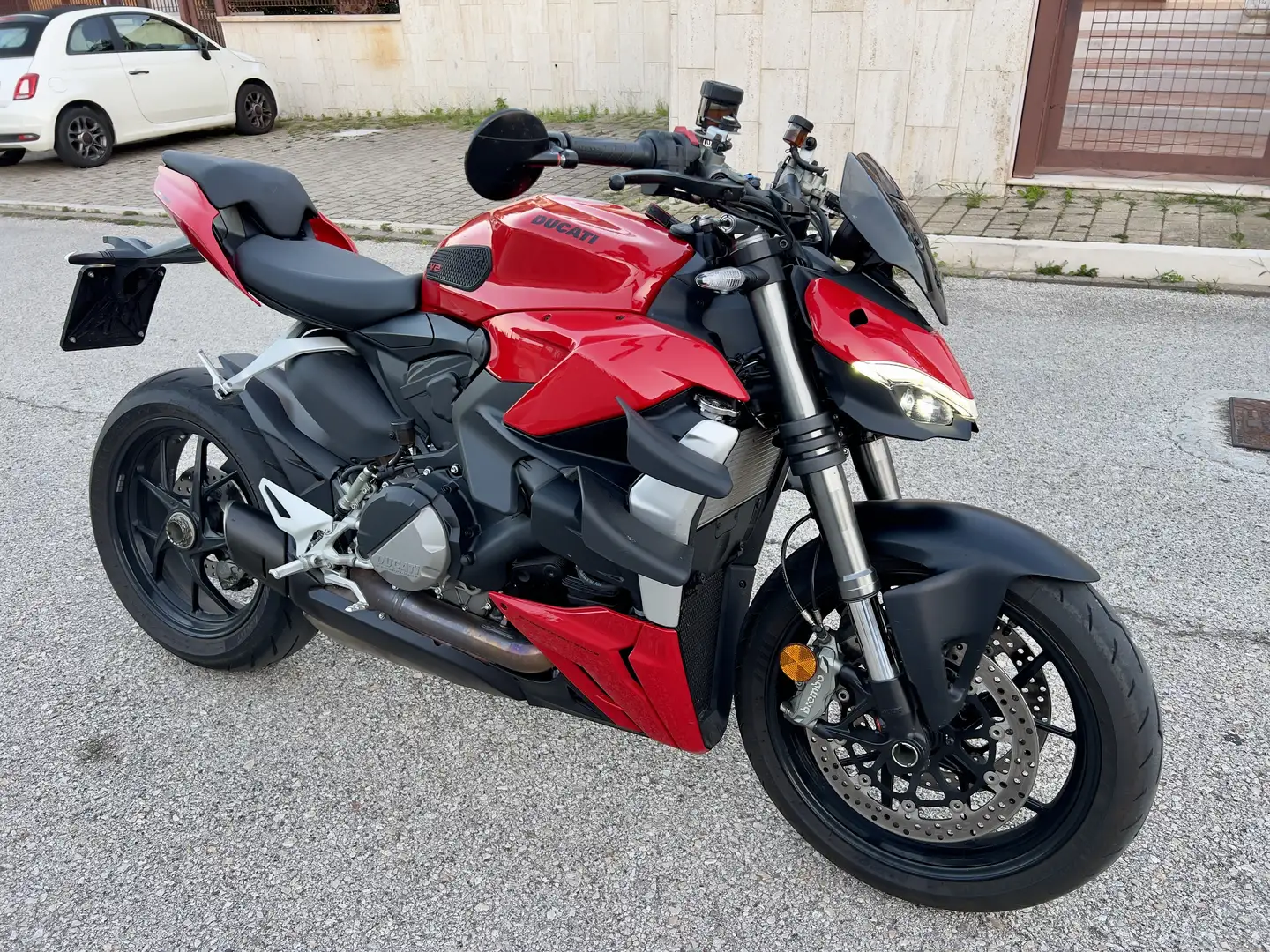 Ducati Streetfighter V2 Rot - 2