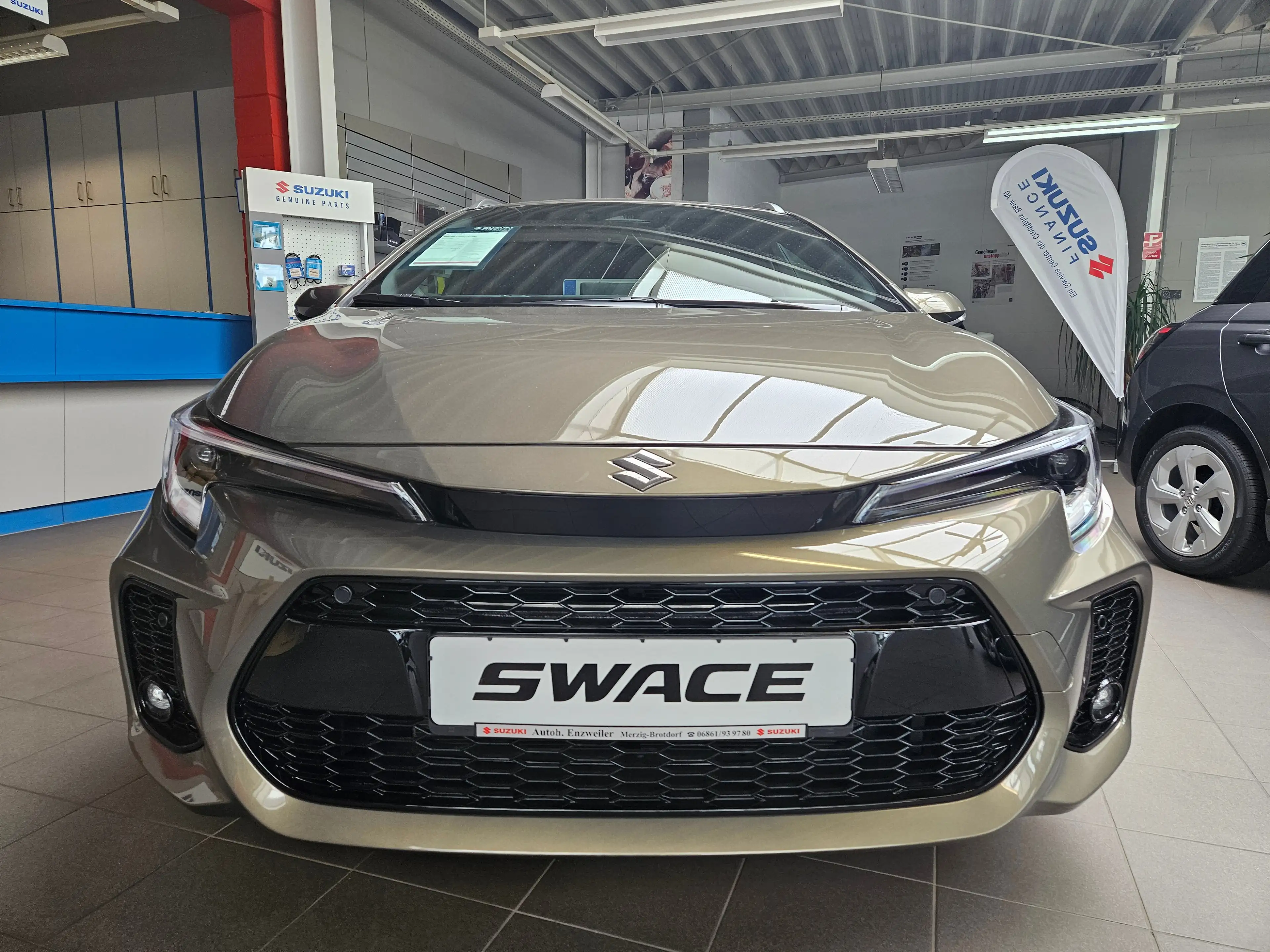 Suzuki Swace 1.8 Hybrid Comfort+ — photo 2