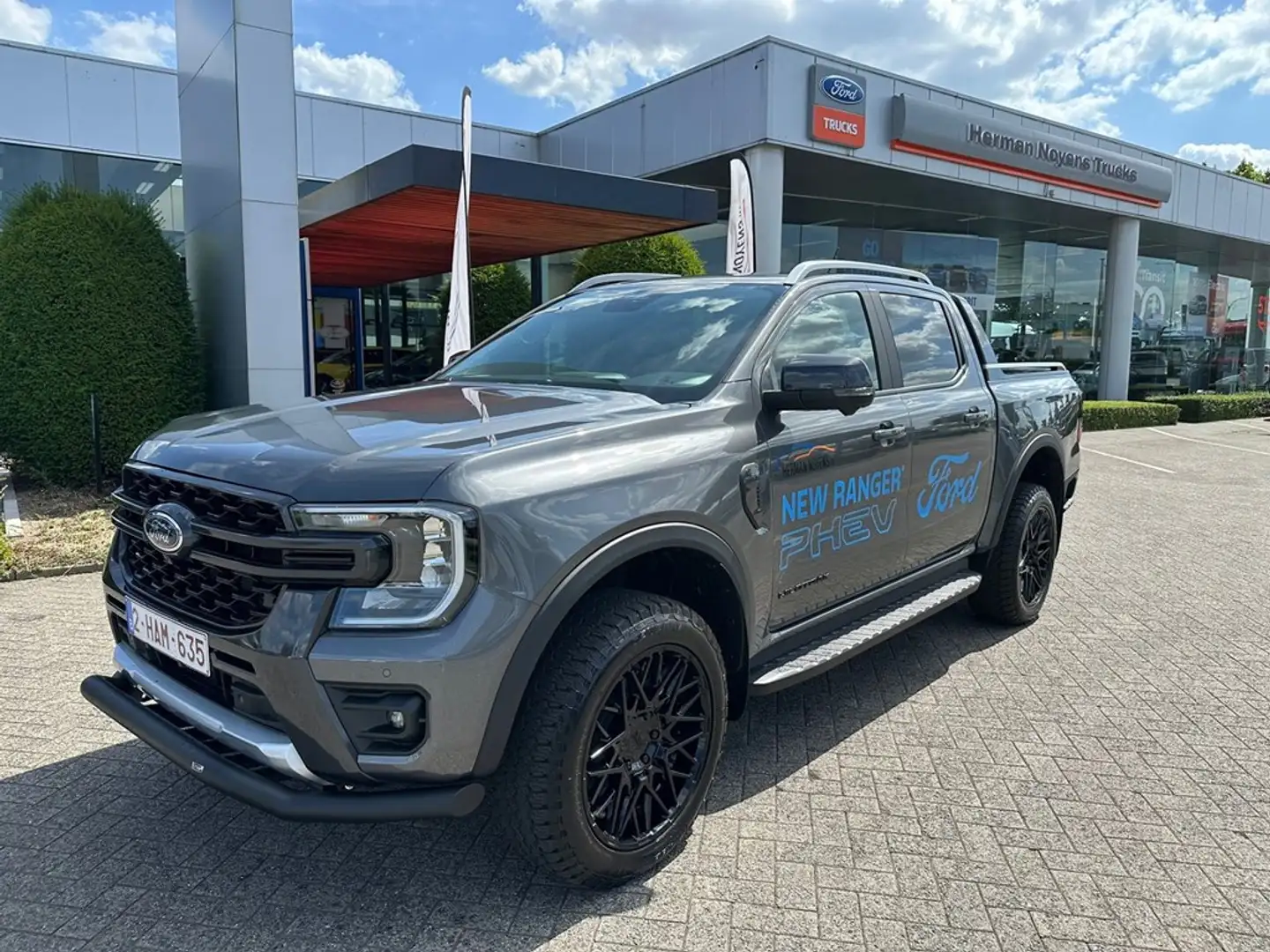 Ford Ranger Wildtrak PHEV Grijs - 1
