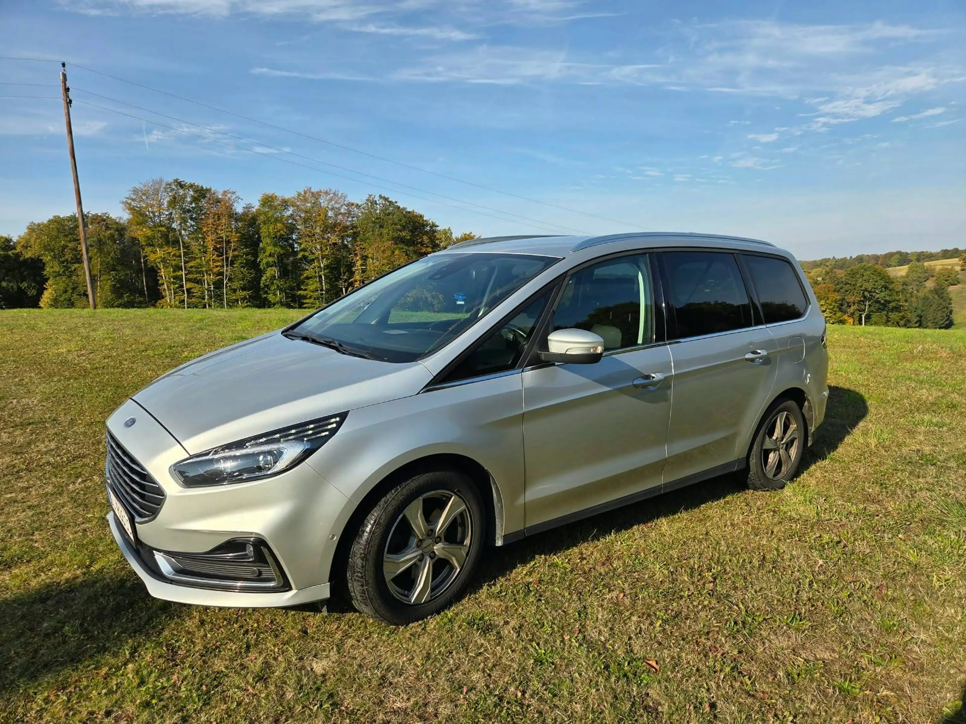 Ford Galaxy — photo 4