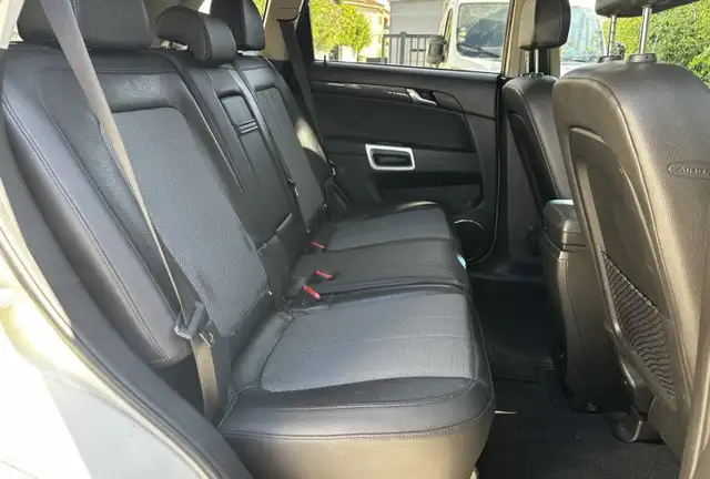 Opel Antara view 13