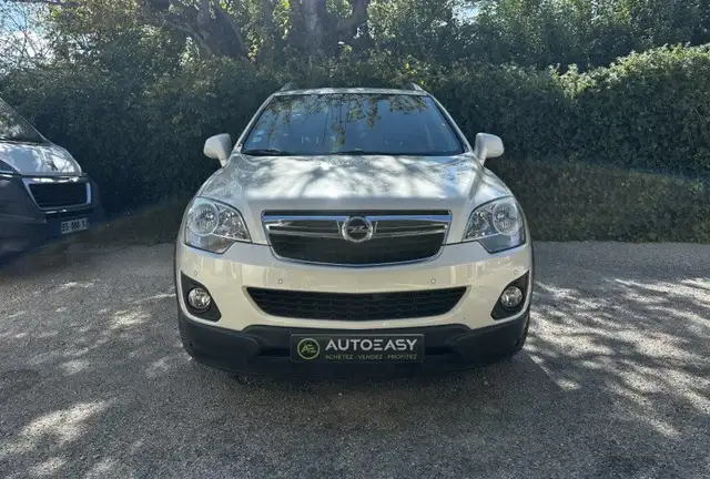 Opel Antara view 9