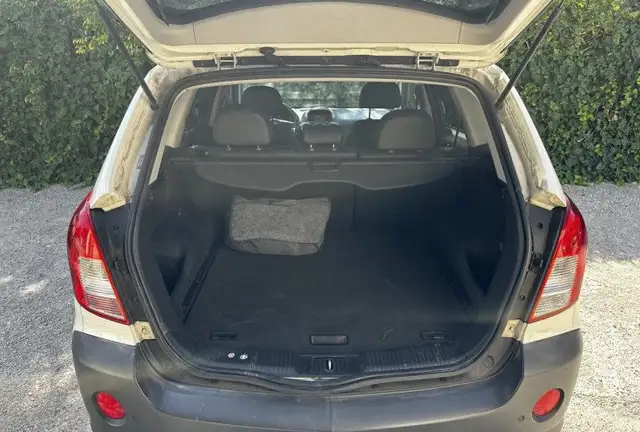 Opel Antara view 5