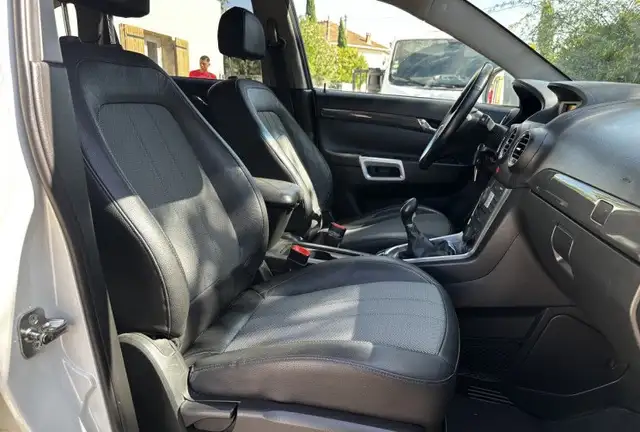 Opel Antara view 14