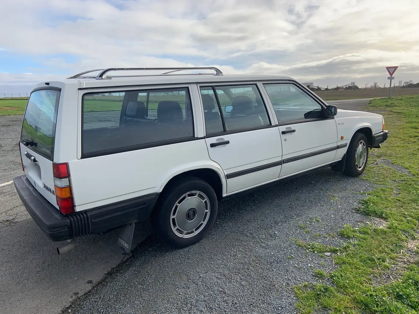 Volvo 740 Volvo 740 GLE Break Essence Weiß - 2