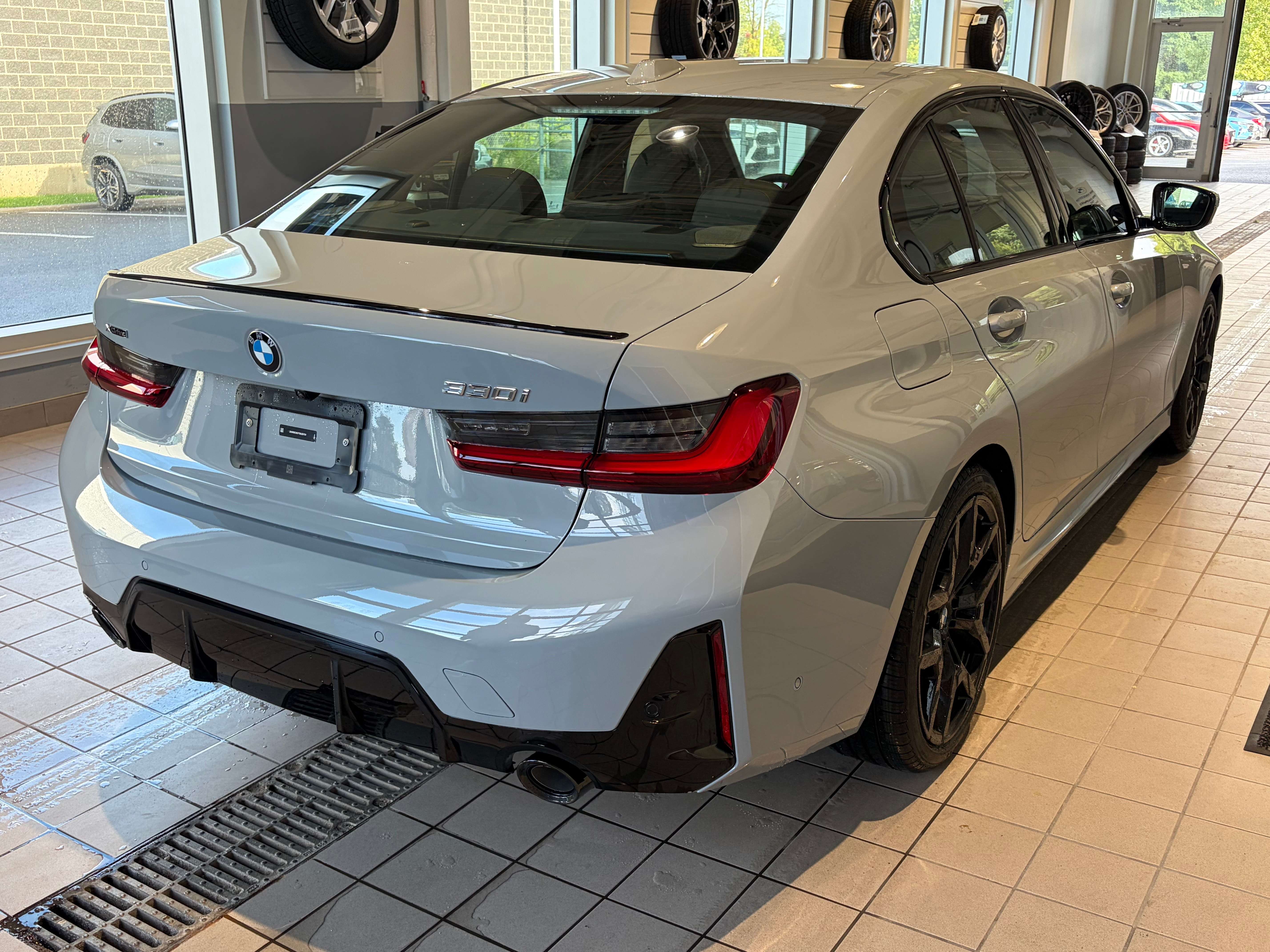 2026 BMW 3 Series xDrive M Sport Edition — снимка 1
