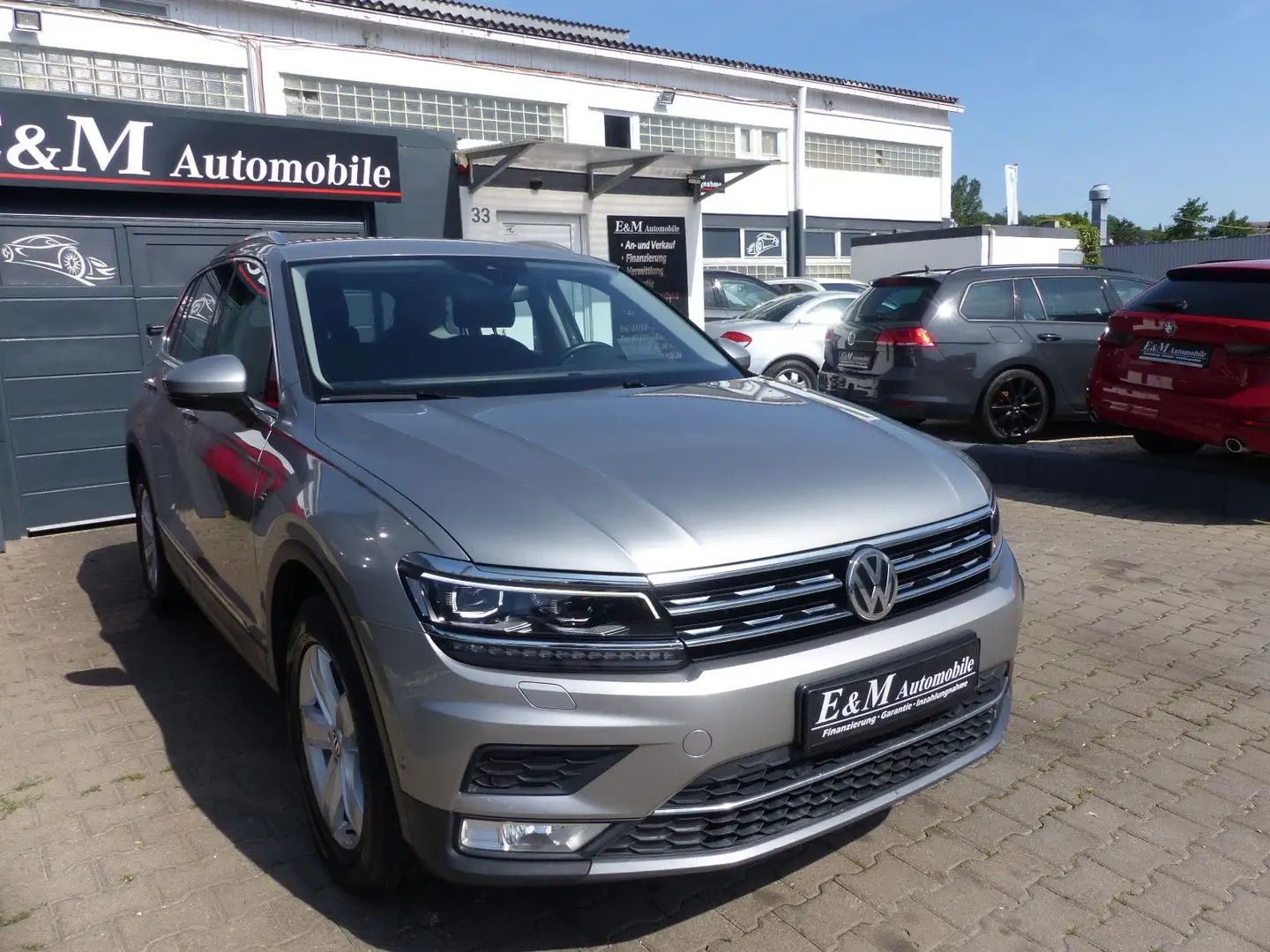 Volkswagen Tiguan Highline BMT/Start-Stopp 4Motion*ALLRAD* Plateado - 2