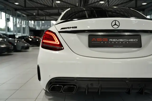 Mercedes-Benz C-Class view 14