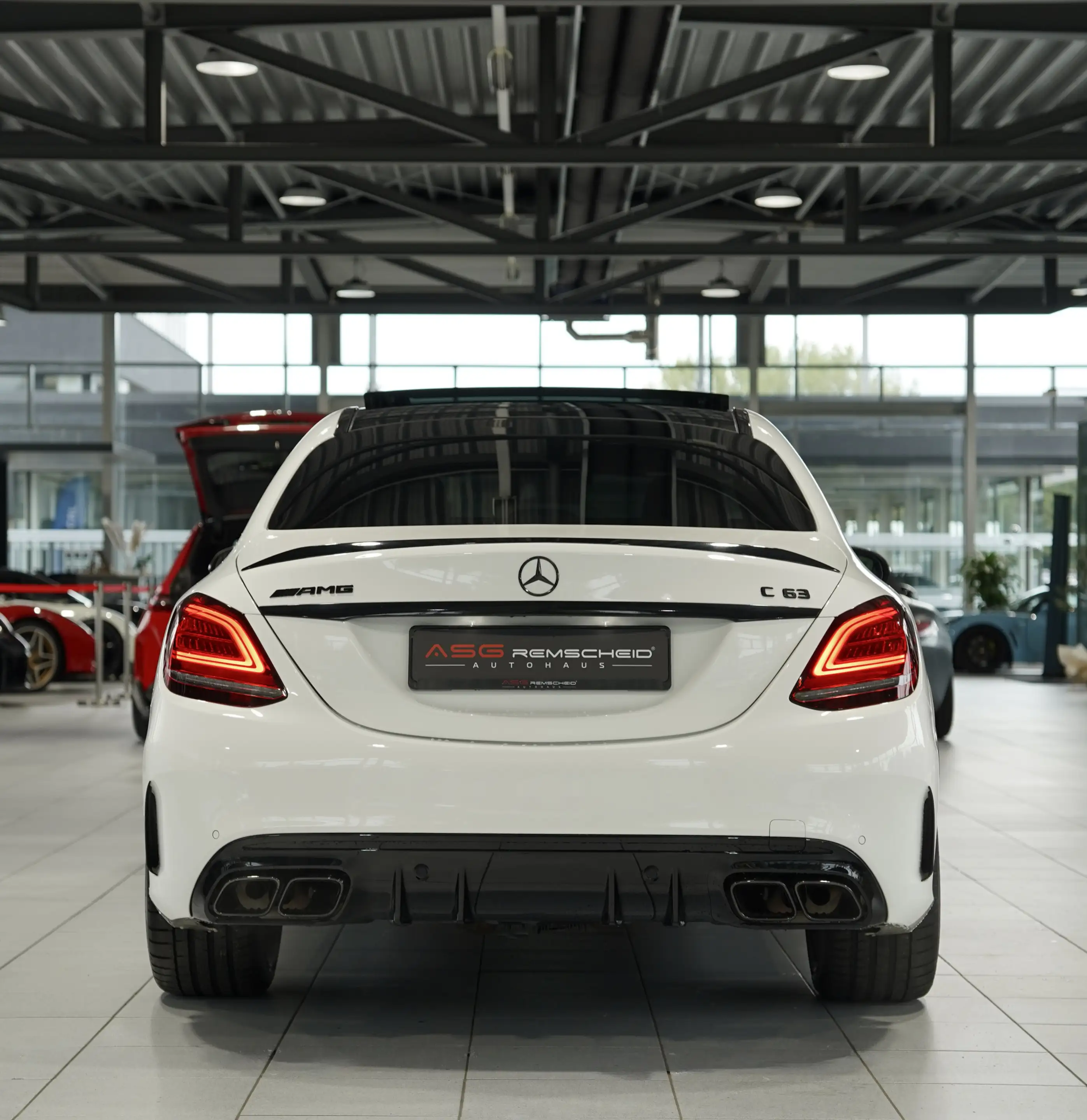 Mercedes-Benz C 63 AMG Limousine*Perf-AGA*Burm*Carbon*Pano*HUD — photo 9