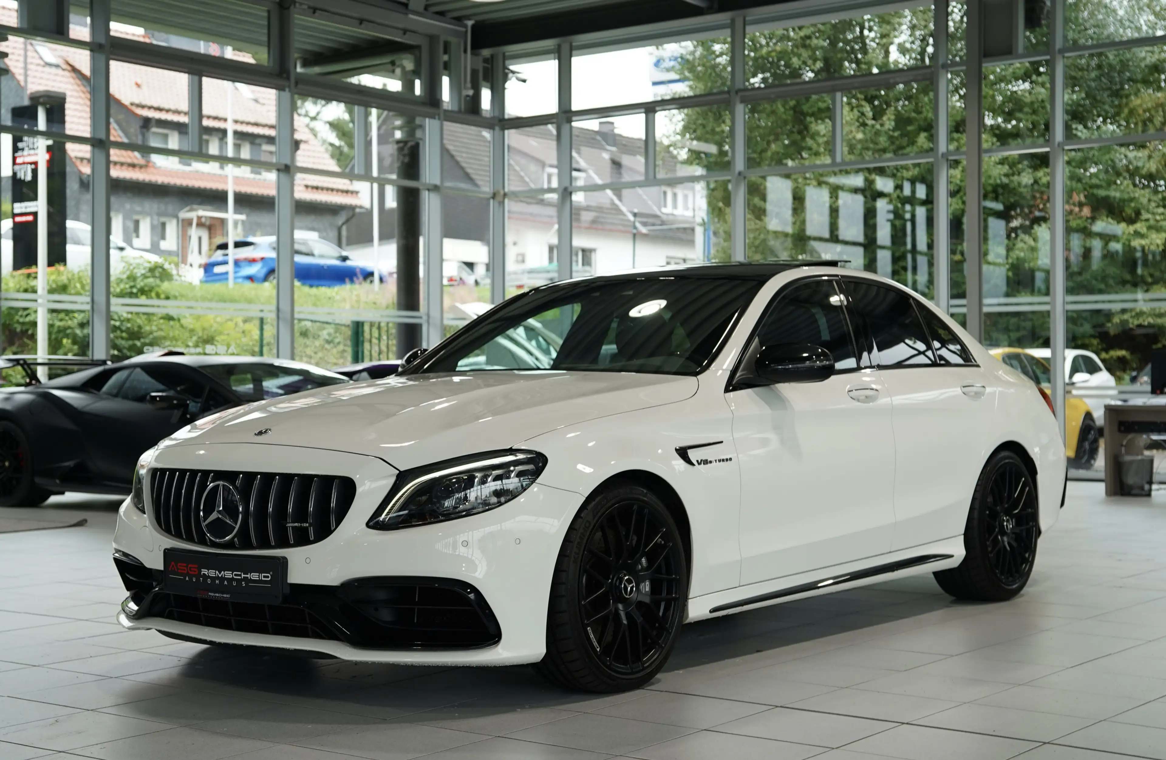 Mercedes-Benz C 63 AMG Limousine*Perf-AGA*Burm*Carbon*Pano*HUD — photo 4