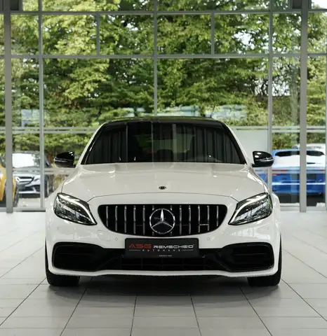 Mercedes-Benz C-Class view 3