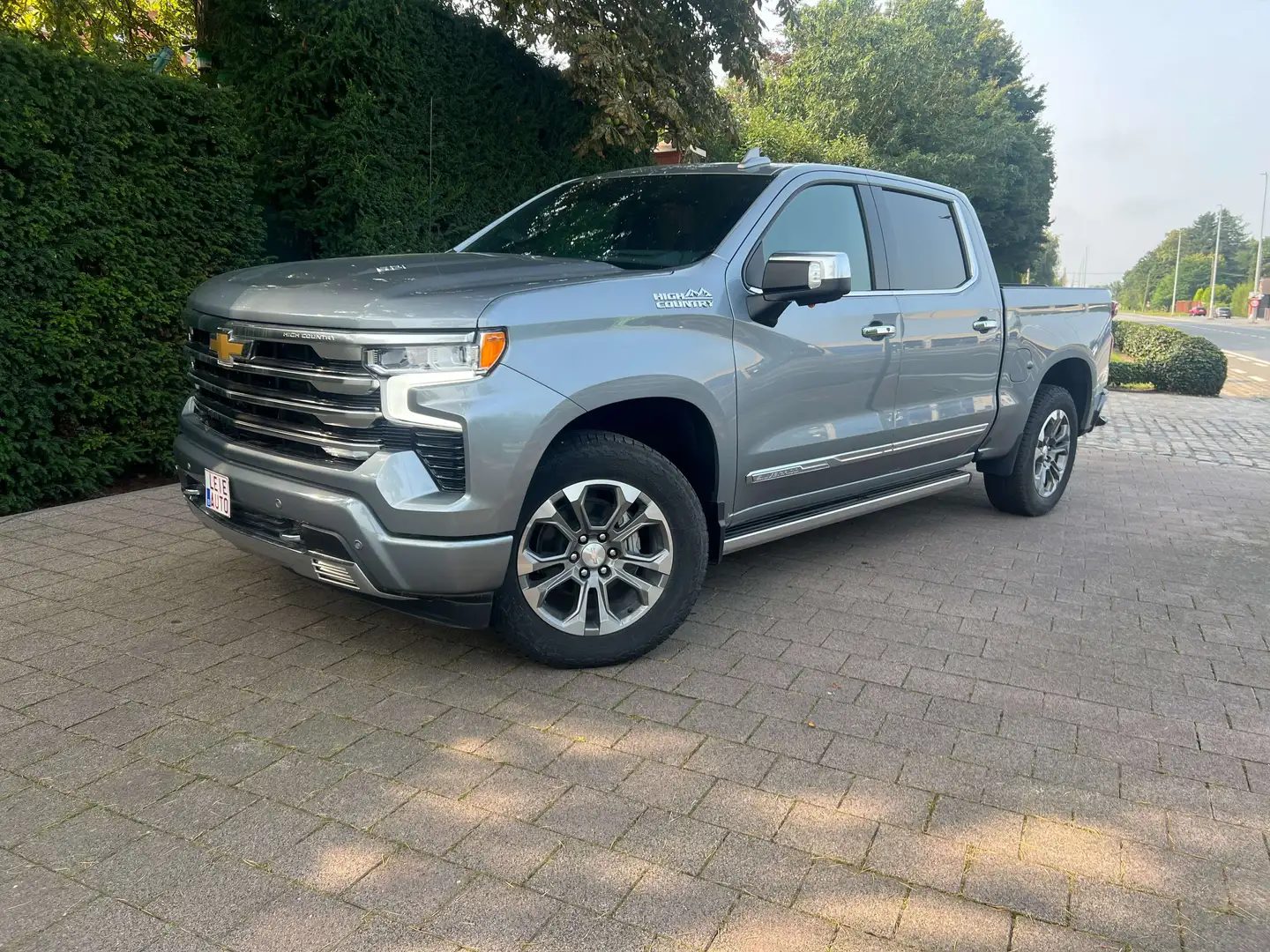 Chevrolet Silverado 6.2 HIGH COUNTRY OFF ROAD € 72.900 excl btw Gris - 1