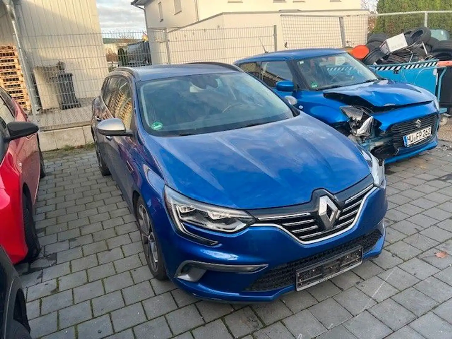 Renault Megane IV Grandtour GT-Line Blau - 1