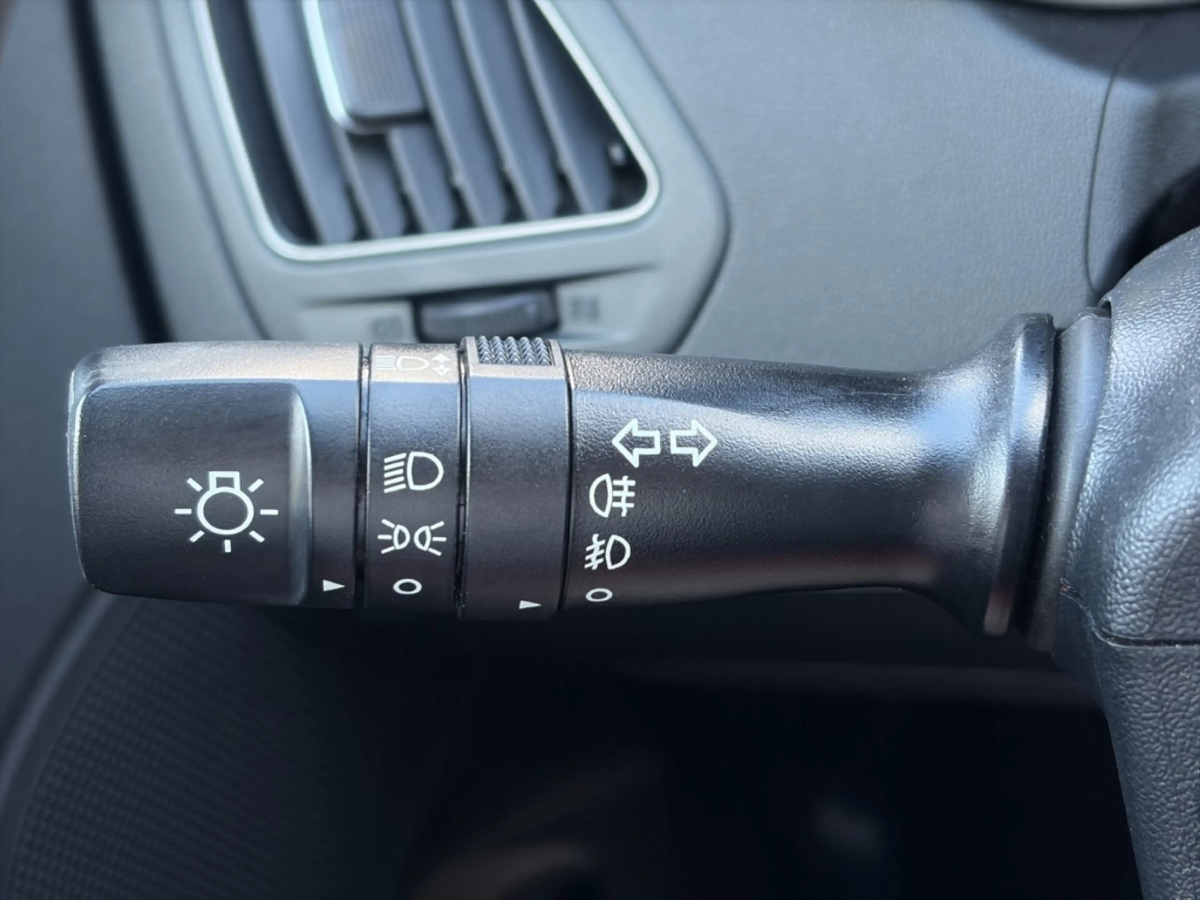 Hyundai iX35 2.0 GDI Automatik *AHK*SITZHZG*KLIMA*TEMPOMAT* — photo 15