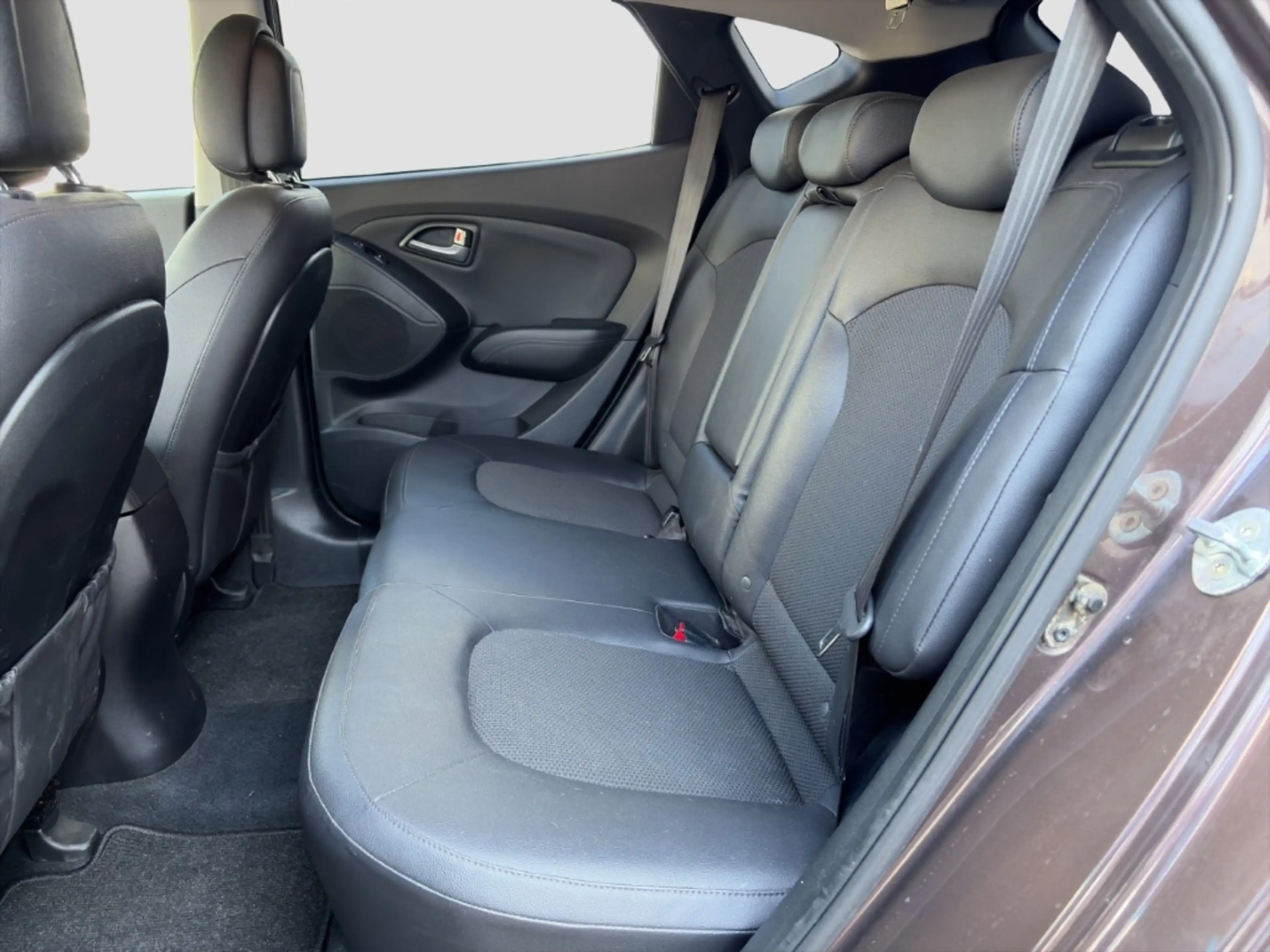 Hyundai iX35 2.0 GDI Automatik *AHK*SITZHZG*KLIMA*TEMPOMAT* — photo 8