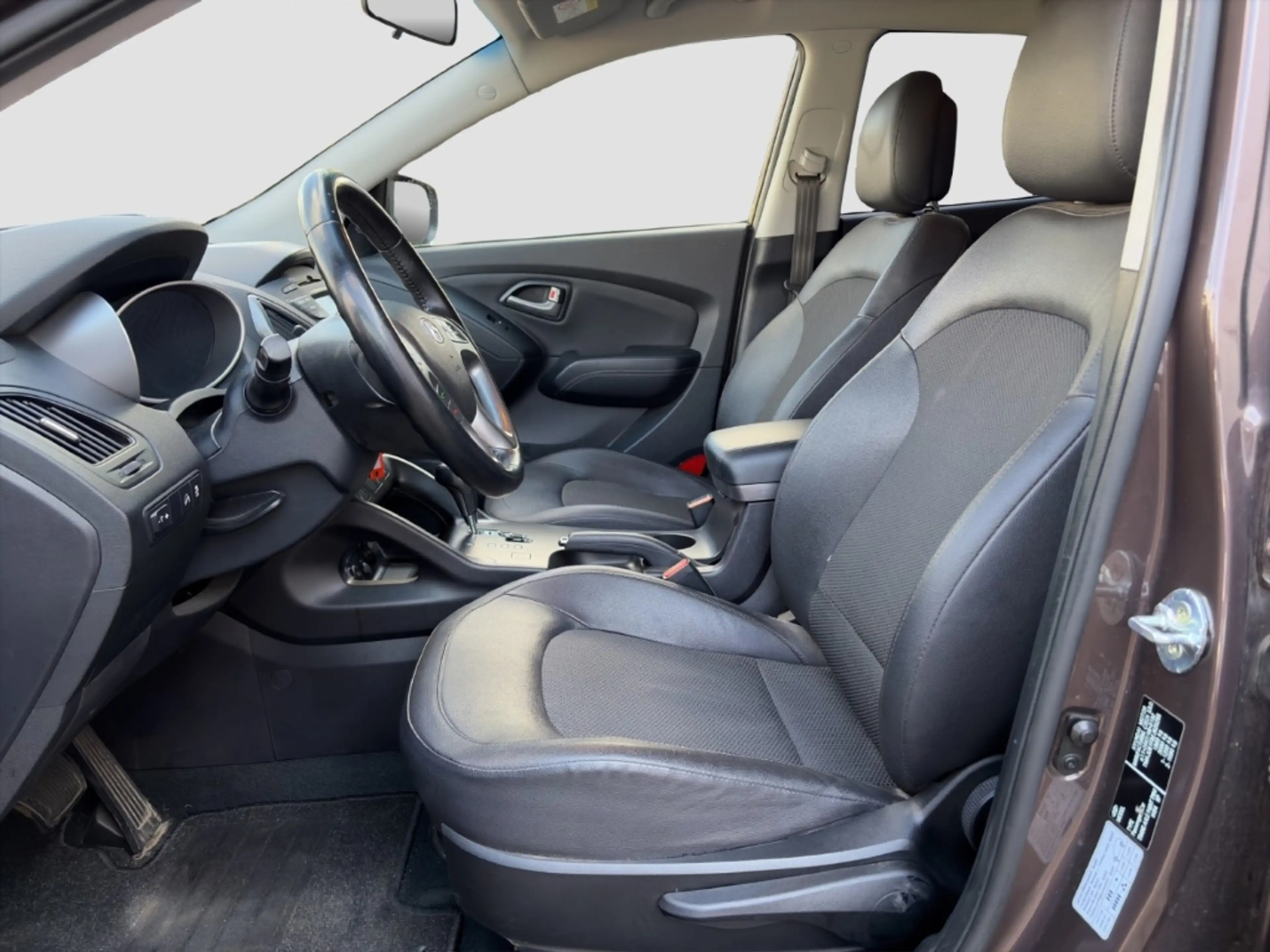 Hyundai iX35 2.0 GDI Automatik *AHK*SITZHZG*KLIMA*TEMPOMAT* — photo 7