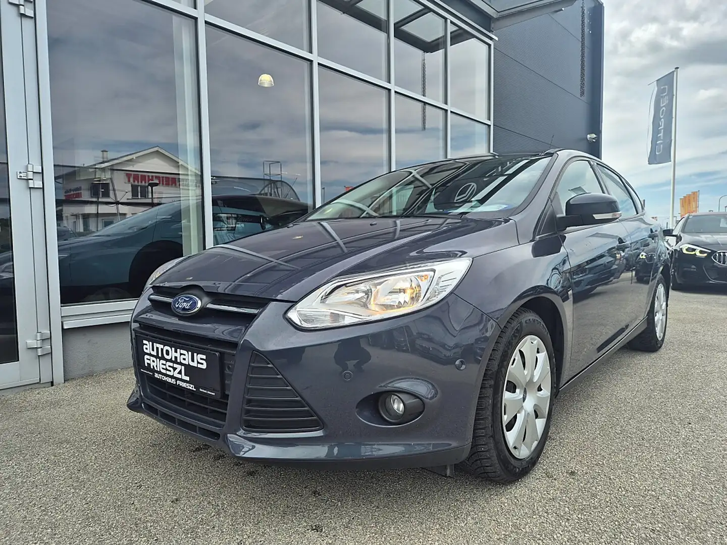 Ford Focus Easy 1,0 EcoBoost SR/WR Grau - 1