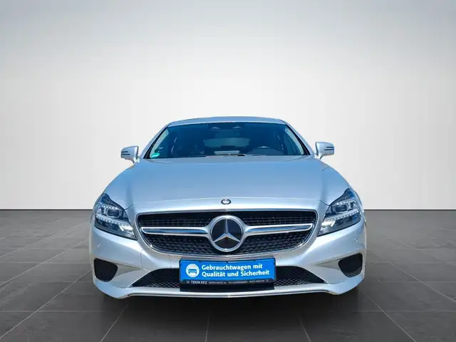 Mercedes-Benz CLS 220