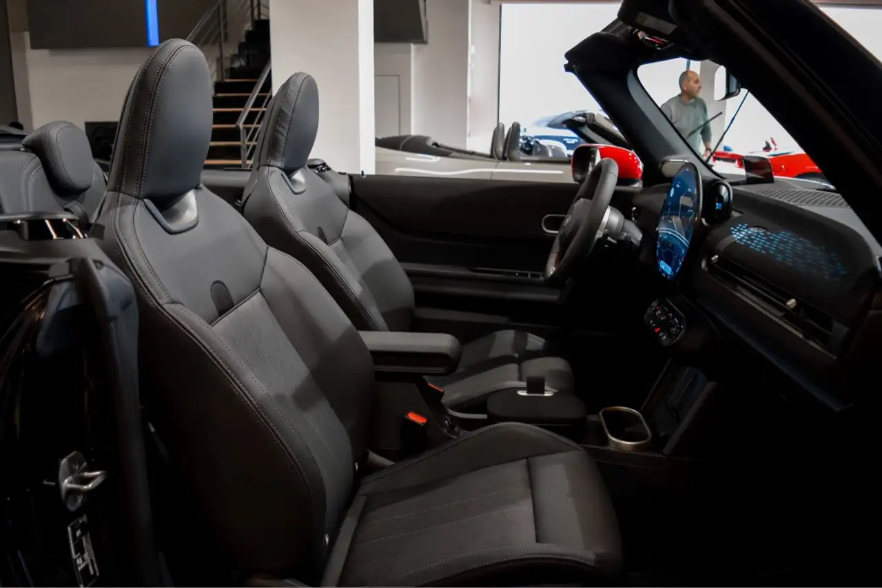 MINI Cooper Cabrio JCW Aut. 6