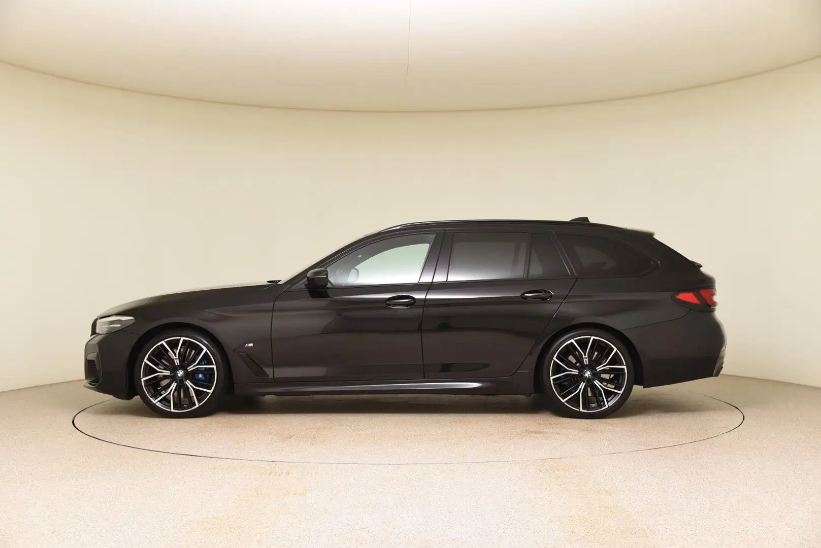 BMW 530 d xDrive Touring M Sport ACC Pano *UVP:90.090 Nero - 2