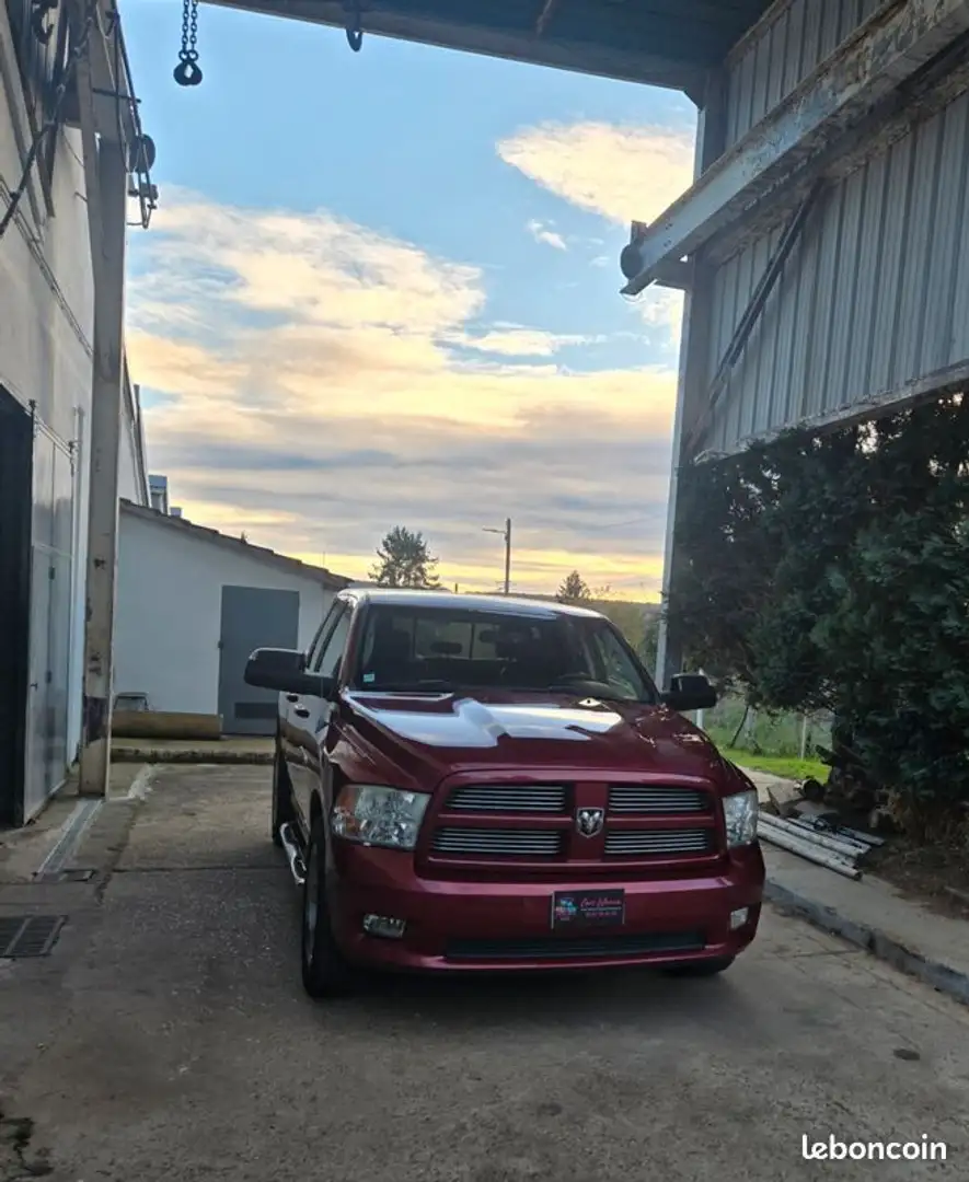 Dodge RAM 1500 Goud - 1