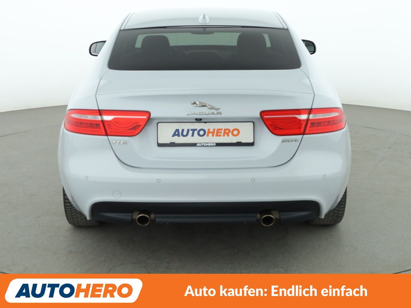 Jaguar XE 20t R-Sport Aut.*NAVI*CAM*BiXENON*SHZ*LHZ*ALU* — photo 5