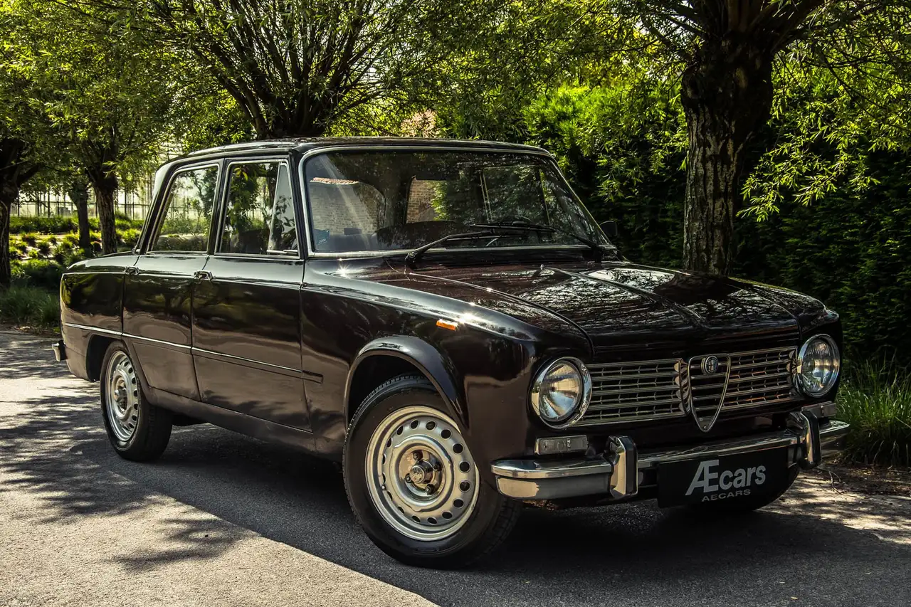 Alfa Romeo Giulia 1300 *** MANUAL / AIRCO / LEATHER ***, foto 3