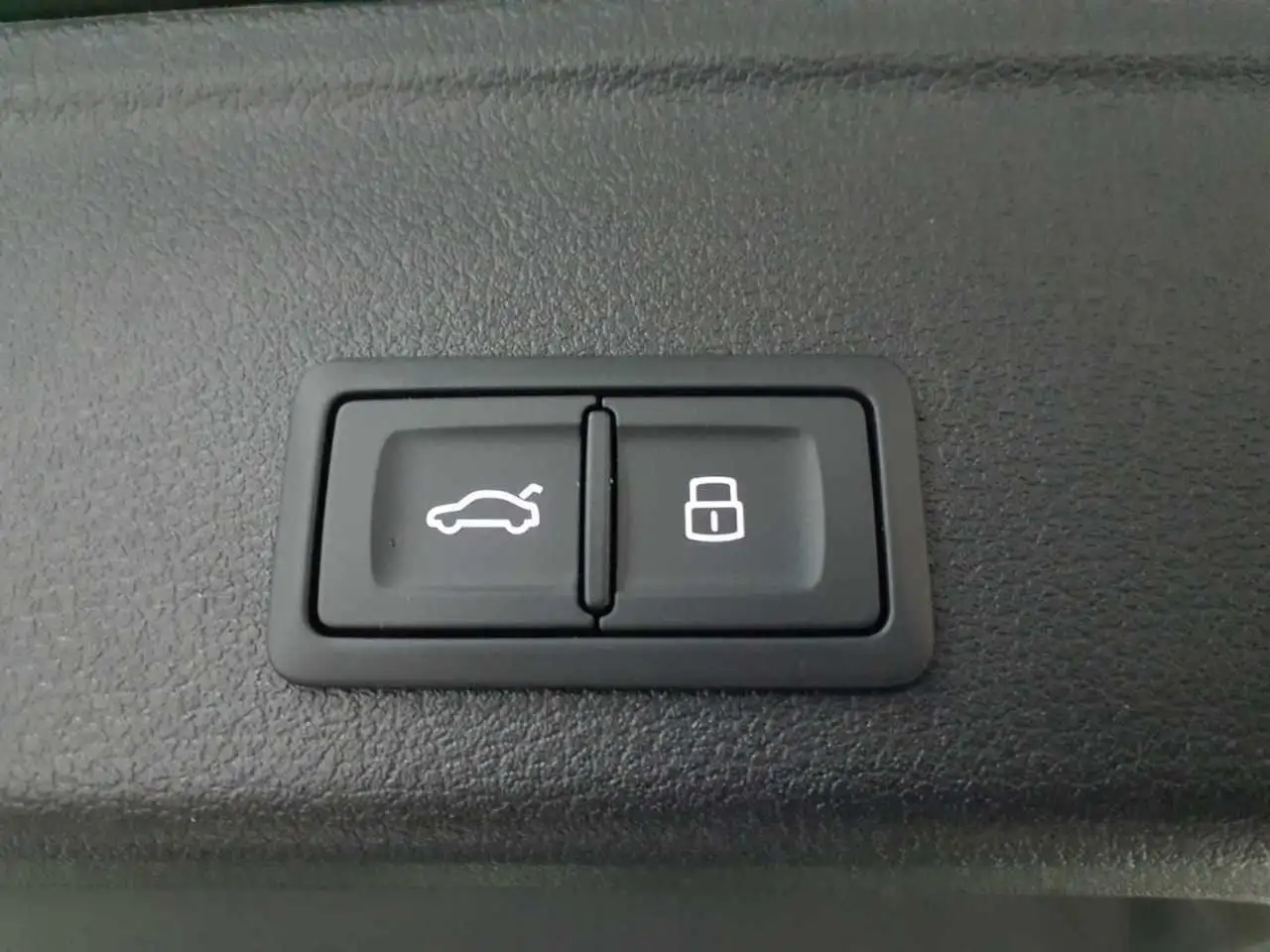 Audi A4 A4 Avant 40 TDI S tronic advanced AHK ACC Virtual 11