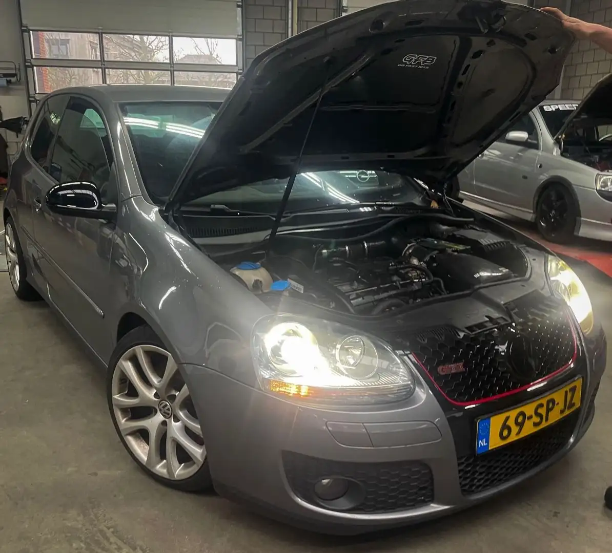 Volkswagen Golf Golf 2.0 TFSI GTI Grijs - 1