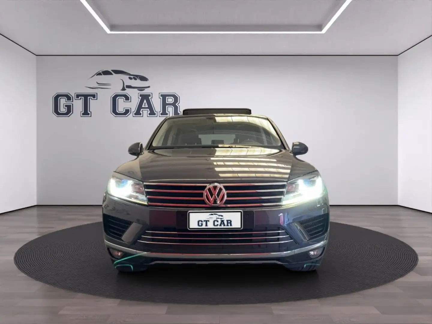 Volkswagen Touareg 3.0 TDI 262 CV tip. BlueMotion Technology Executiv Сірий - 2