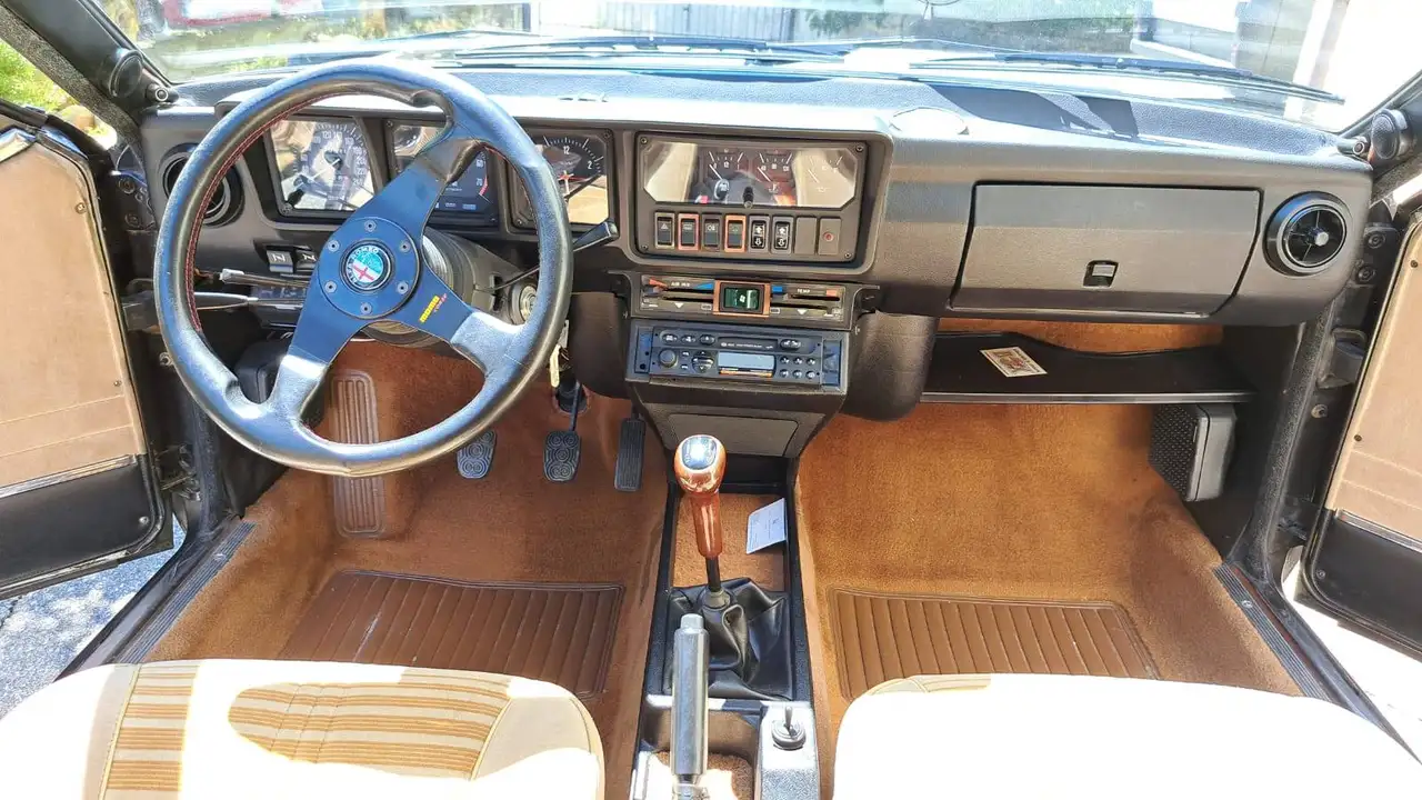 Alfa Romeo GTV 2.0, foto 7
