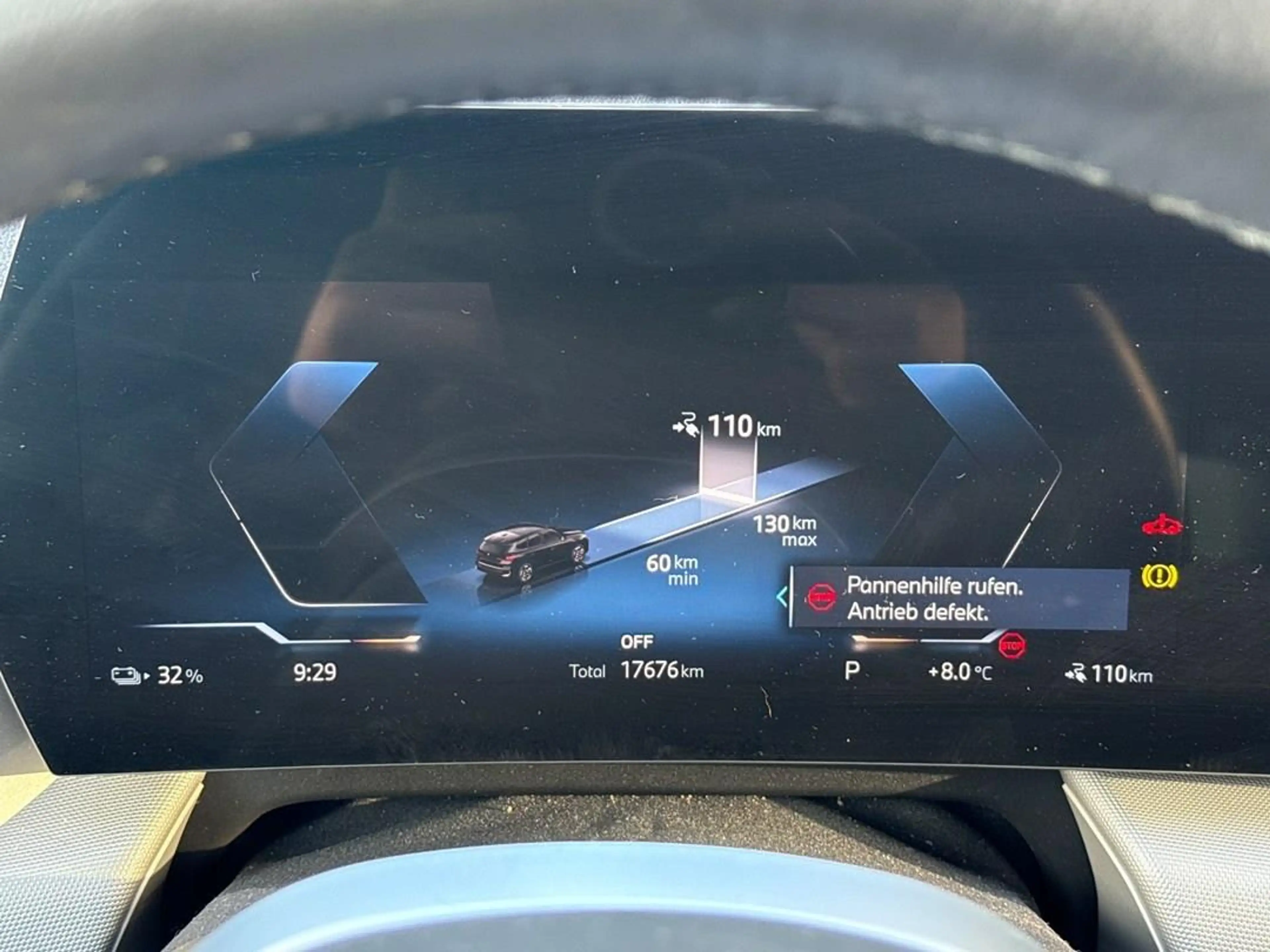 BMW iX1 XDrive30 67 kWh, harman kadon, panoramadak — photo 15