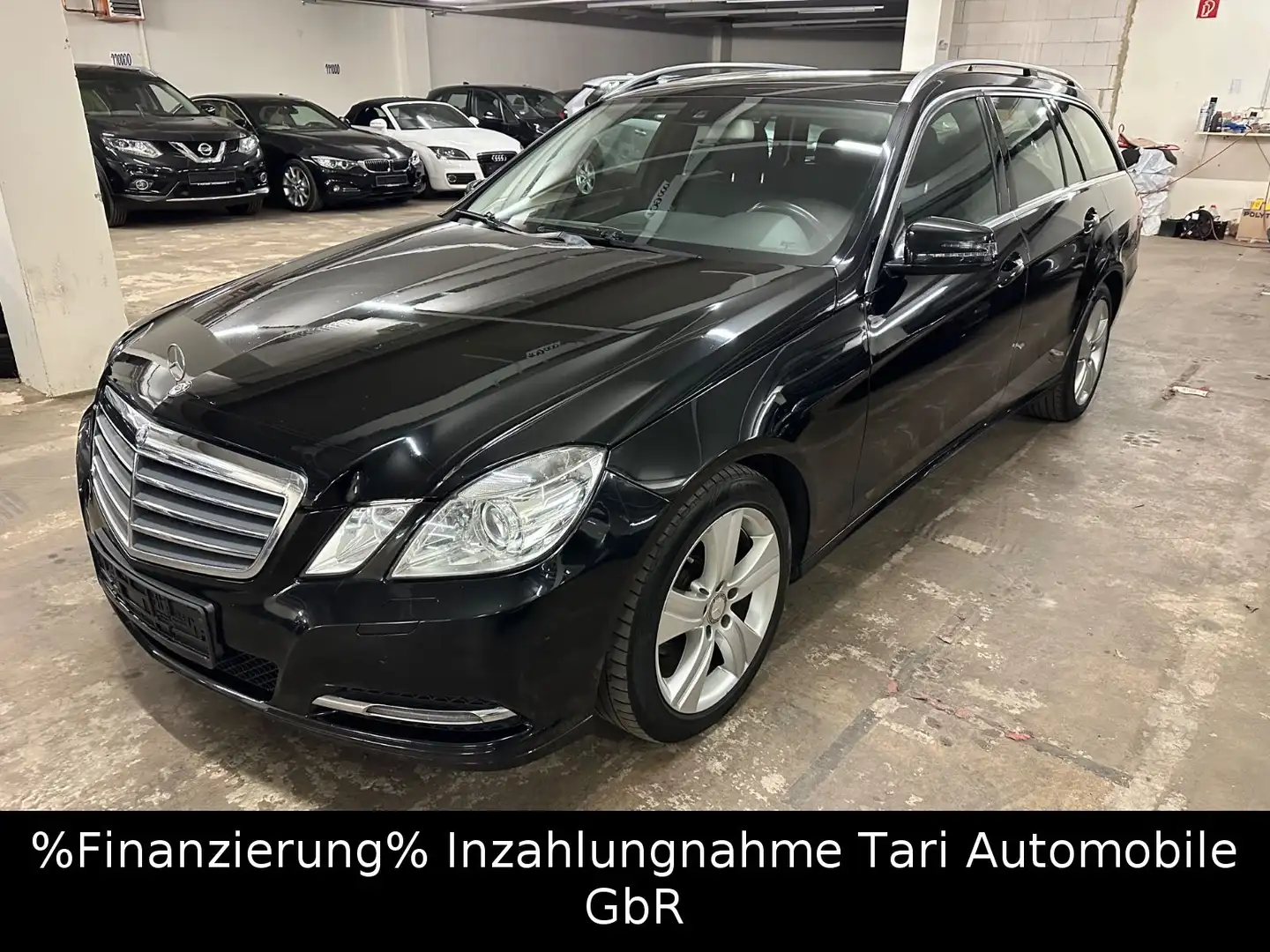 Mercedes-Benz E 220 CDI T-Modell Schalter BlueEfficiency Navi Schwarz - 2