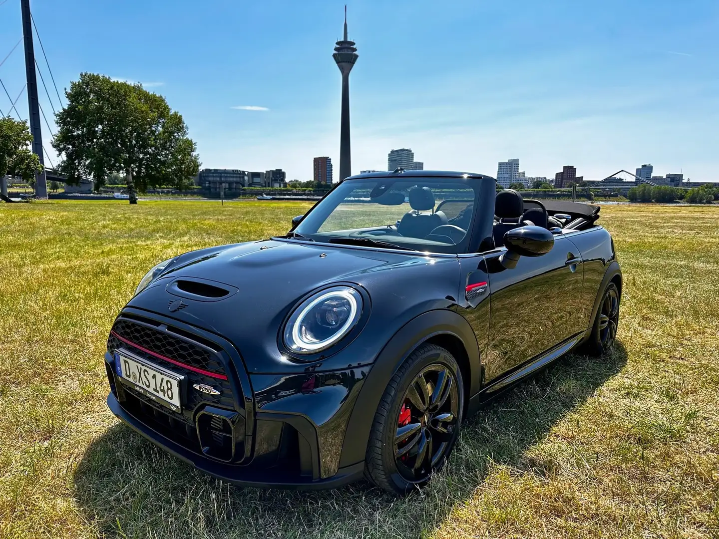 MINI John Cooper Works Cabrio John Cooper Works Classic Trim Schwarz - 1