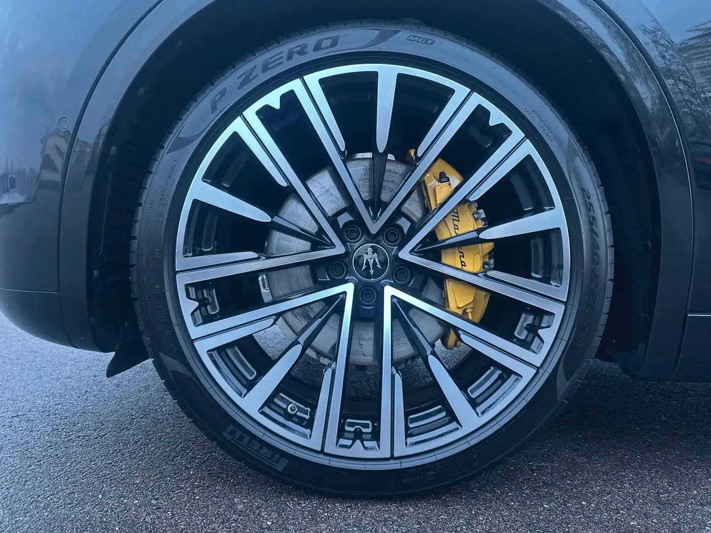 Maserati Grecale Modena Hybrid AWD ACC HUD LED SD Noir - 2