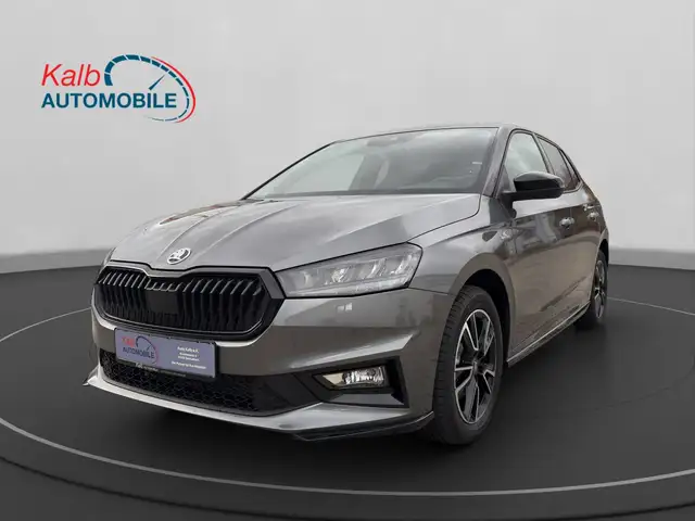 Skoda Fabia Monte Carlo 1,0 TSI+5J/100TKM+RFK+PDC+SHZ