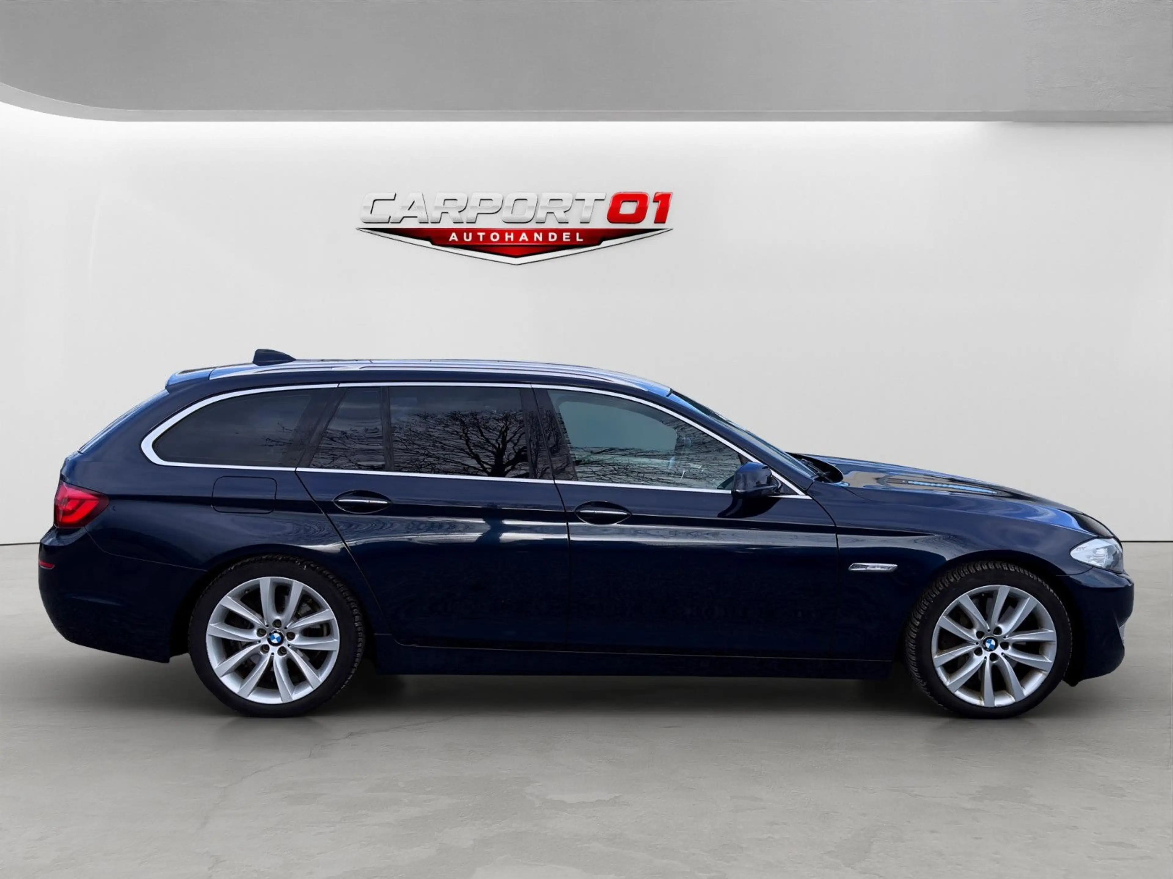 BMW 525 d Touring/Sport M Technic/AHK/19Zoll/ — photo 8
