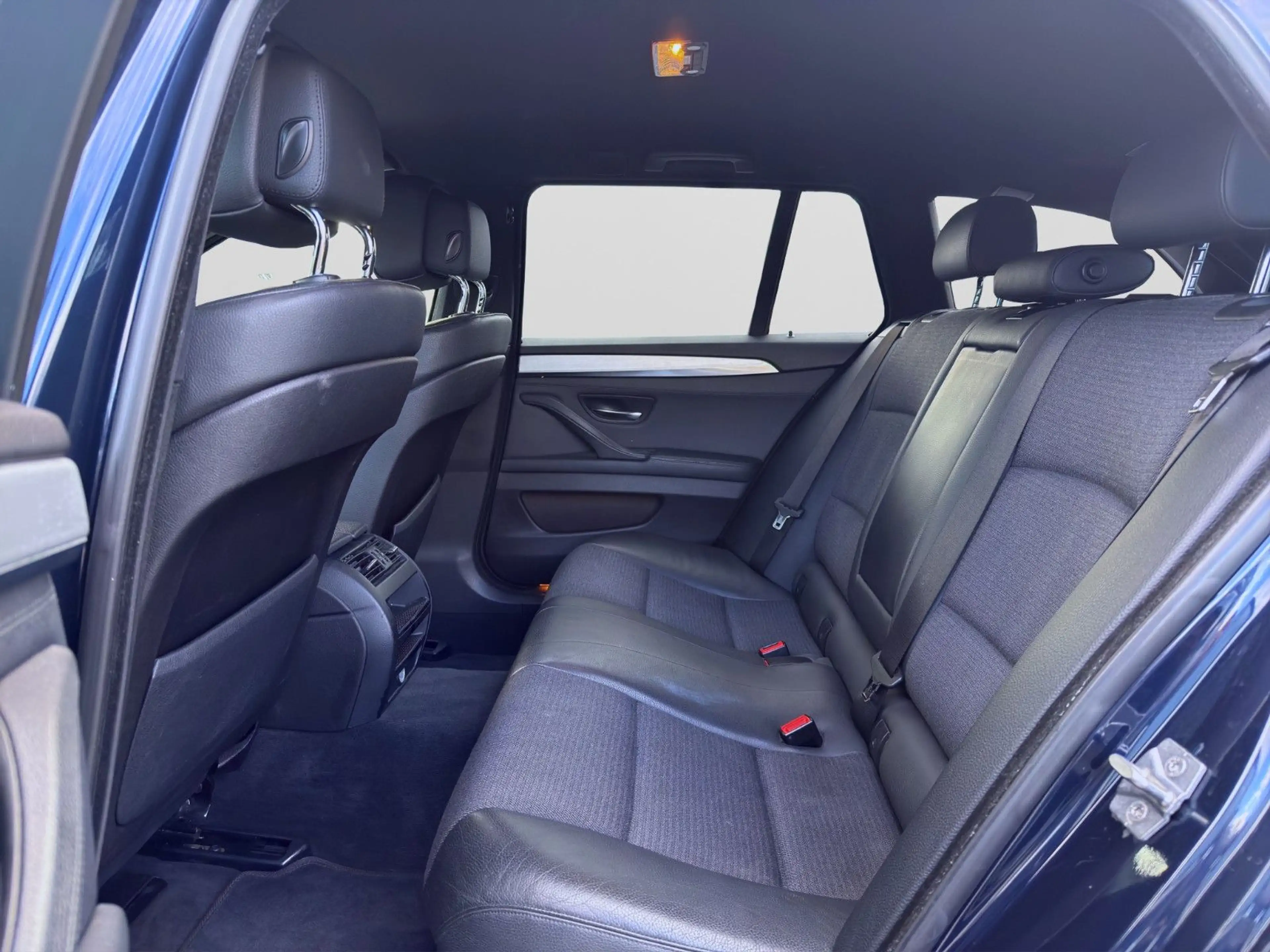 BMW 525 d Touring/Sport M Technic/AHK/19Zoll/ — photo 13