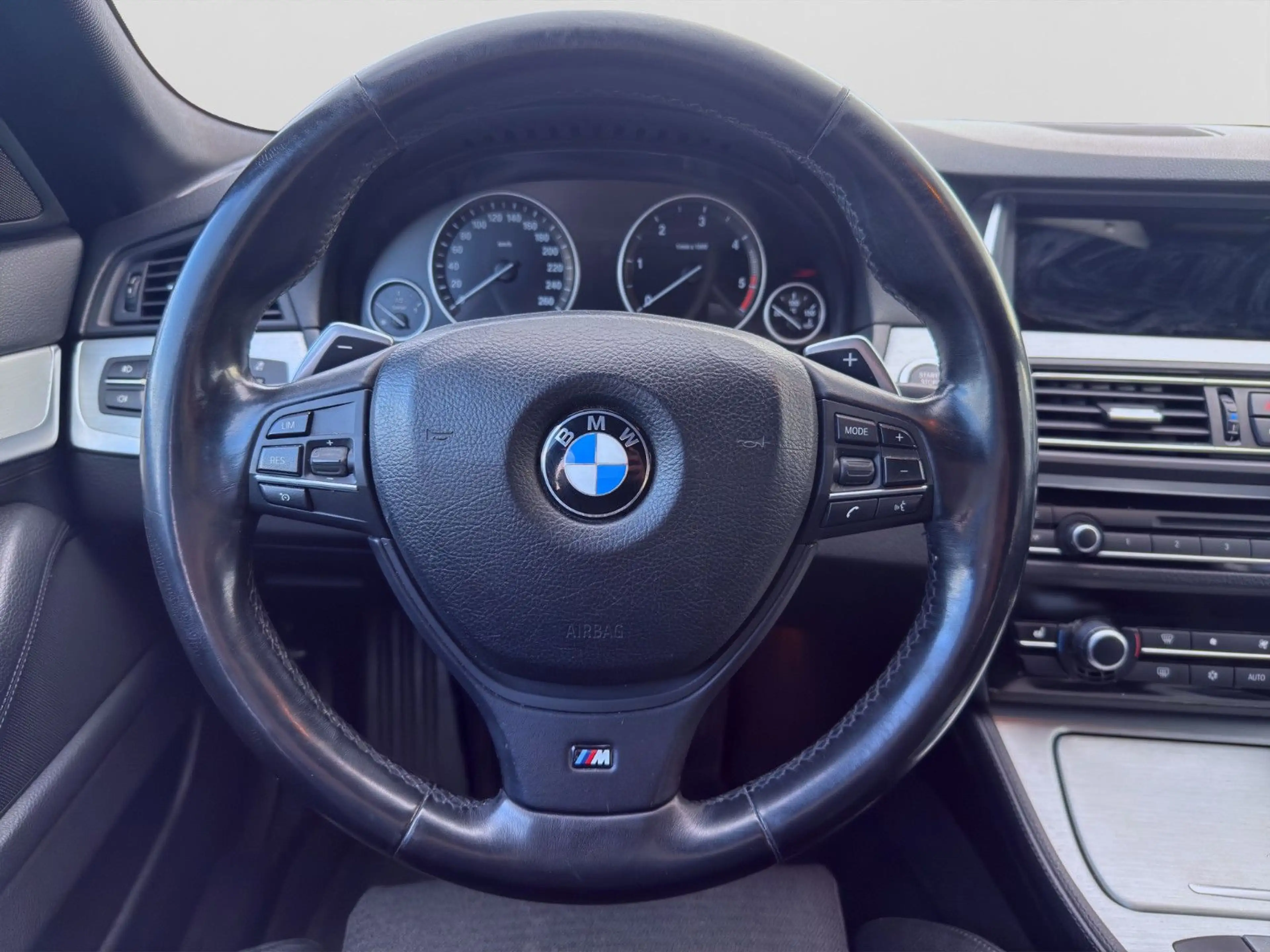 BMW 525 d Touring/Sport M Technic/AHK/19Zoll/ — photo 10