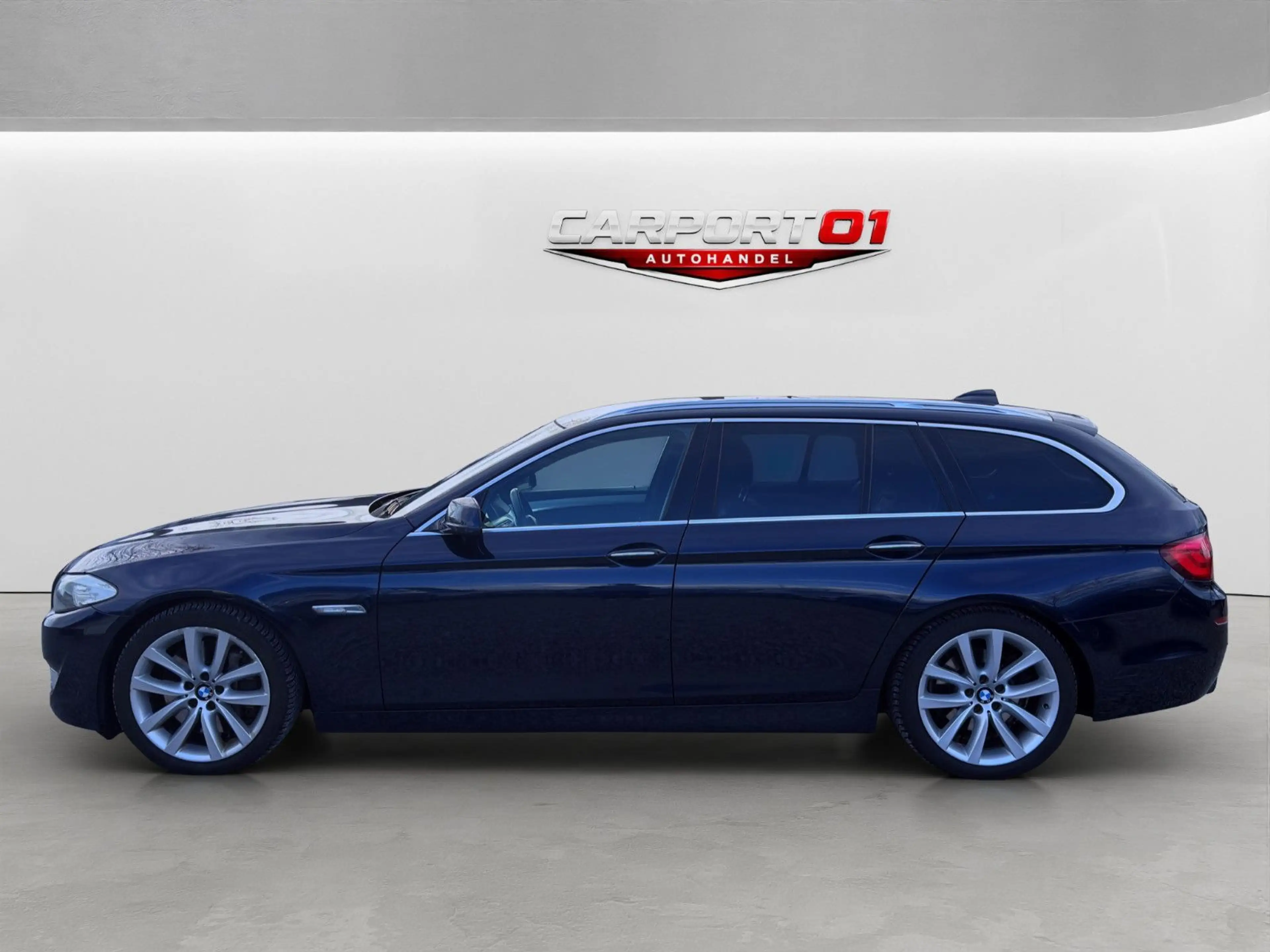 BMW 525 d Touring/Sport M Technic/AHK/19Zoll/ — photo 4
